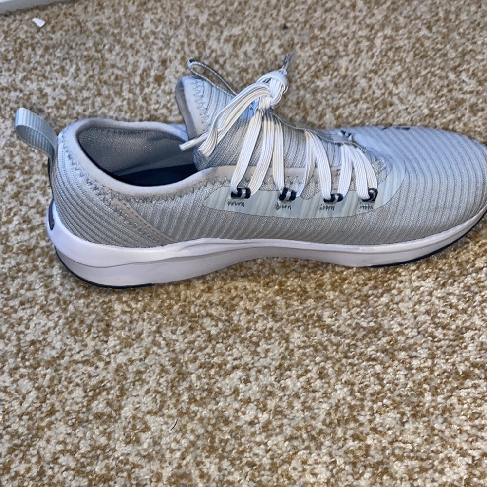 Puma Light Gray Athletic Sneakers Women 7.5 - Picture 11 of 14